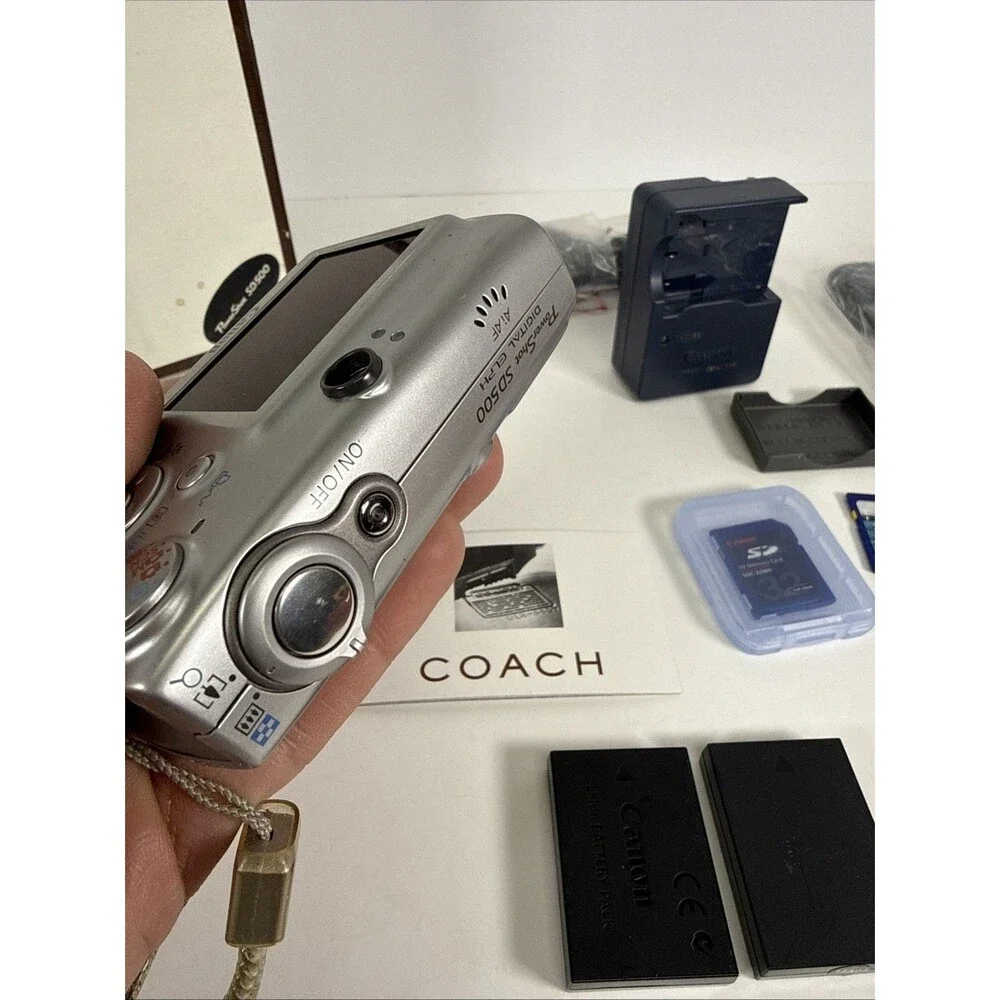 RARE Canon ELPH S500 COACH Edition Camera Kit  - Missing Coach Carry Case.